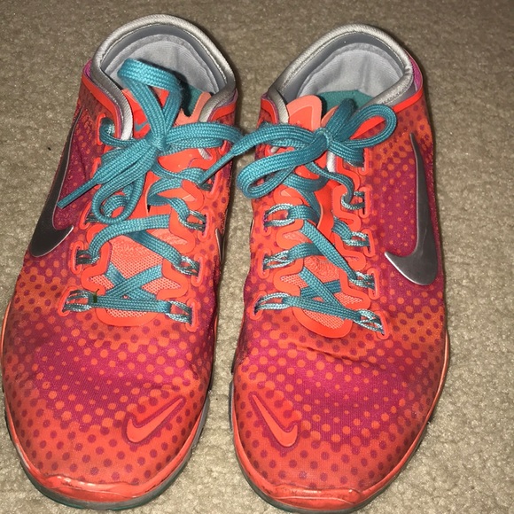 Nike Shoes - Nike Women’s Free Runs Nike Shoes - Nike Women’s Free Runs